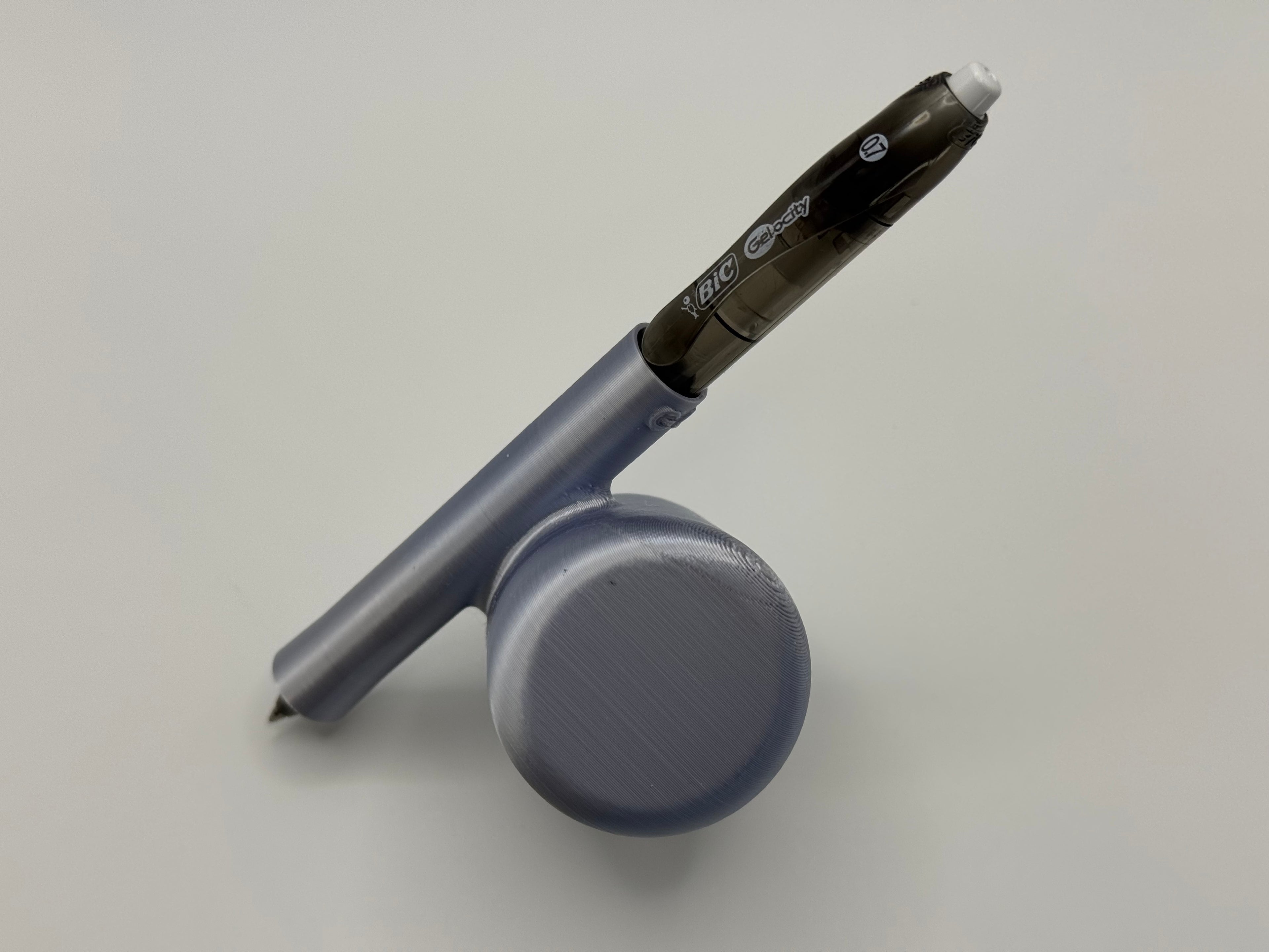 Pen with Hand Stabilisation Grip