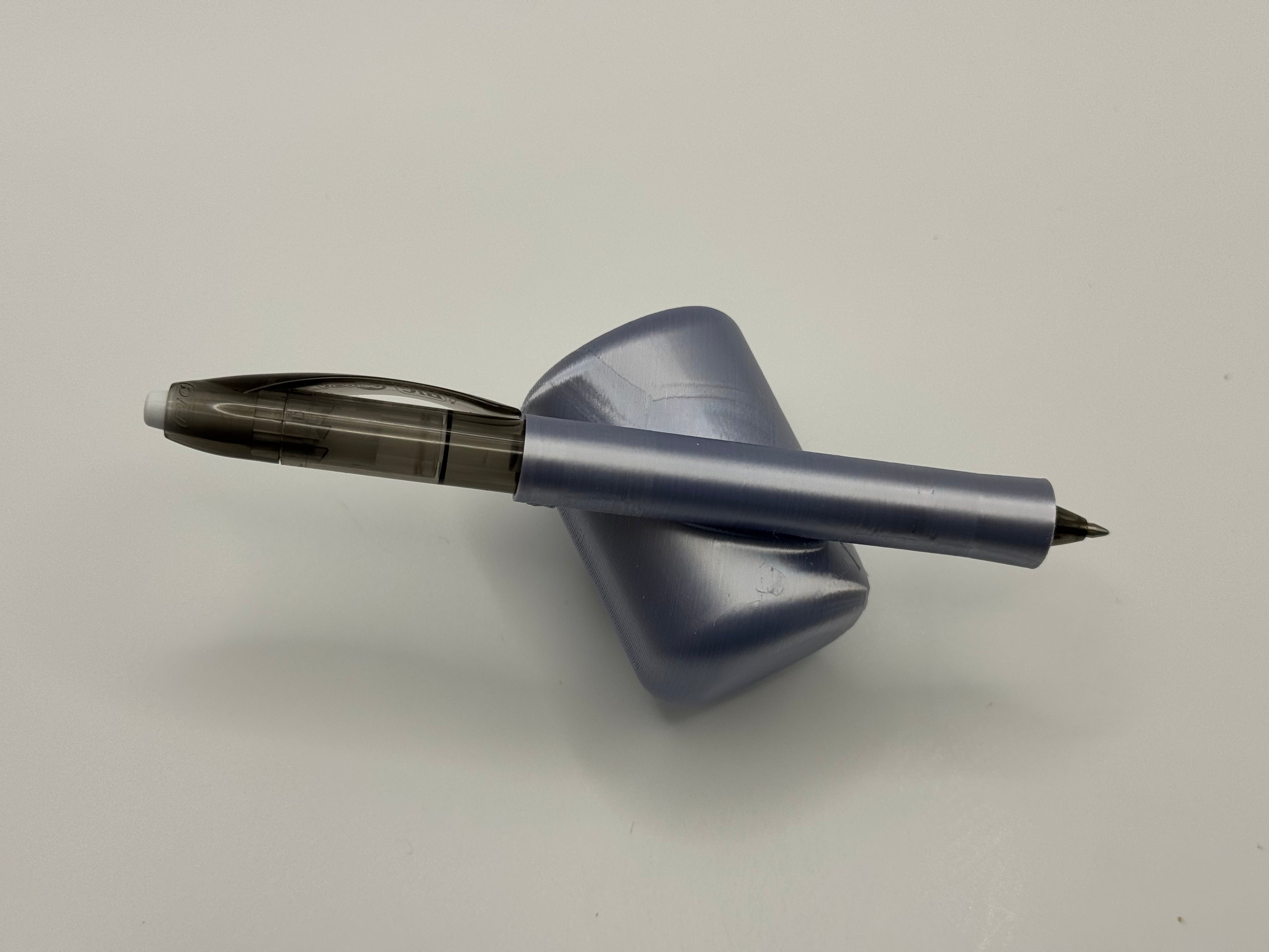 Pen with Hand Stabilisation Grip