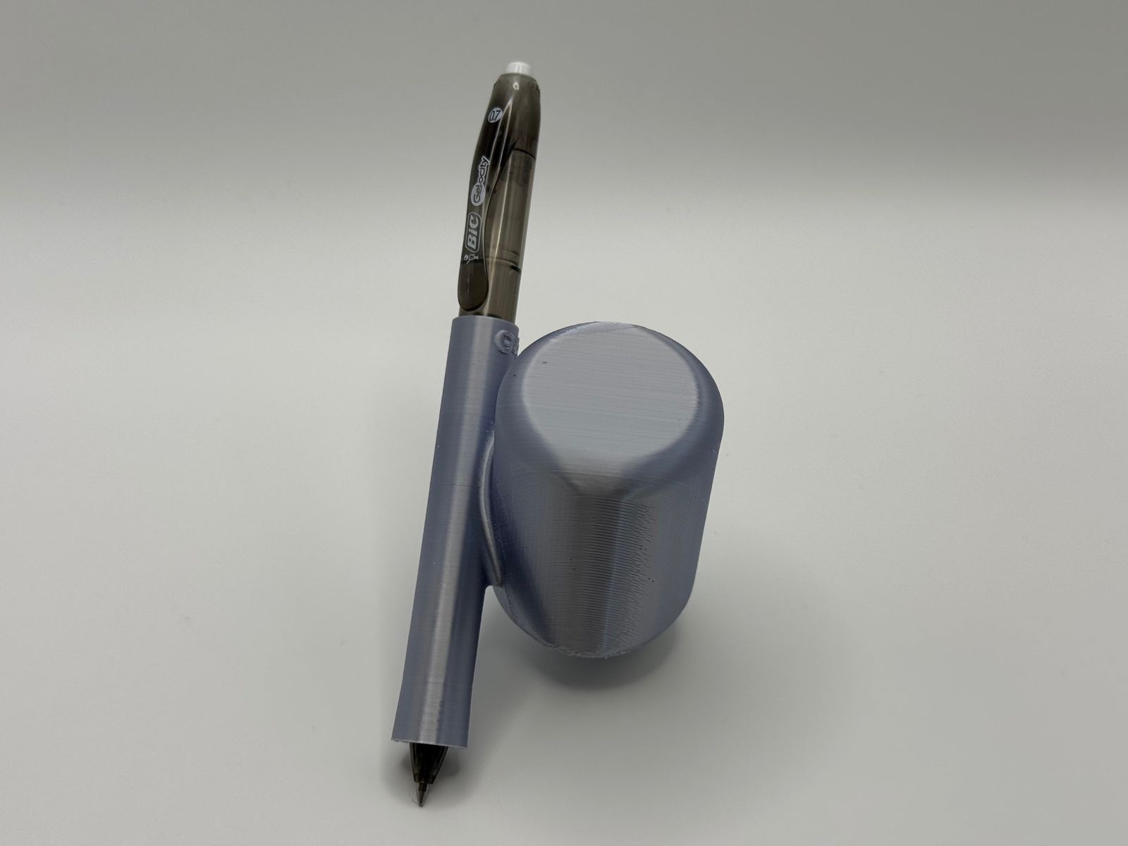 Pen with Hand Stabilisation Grip — view 2